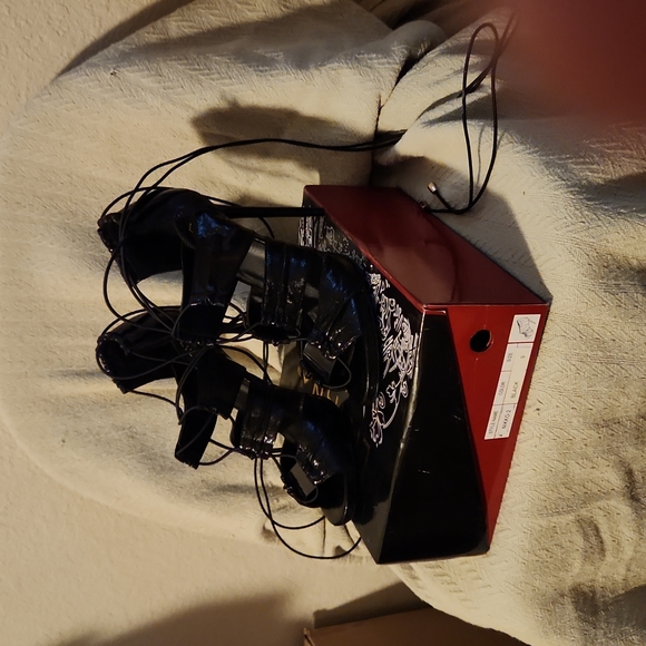 SEXY Blk Gladiotor Style Open Toe Heels 🖤 - Picture 3 of 4